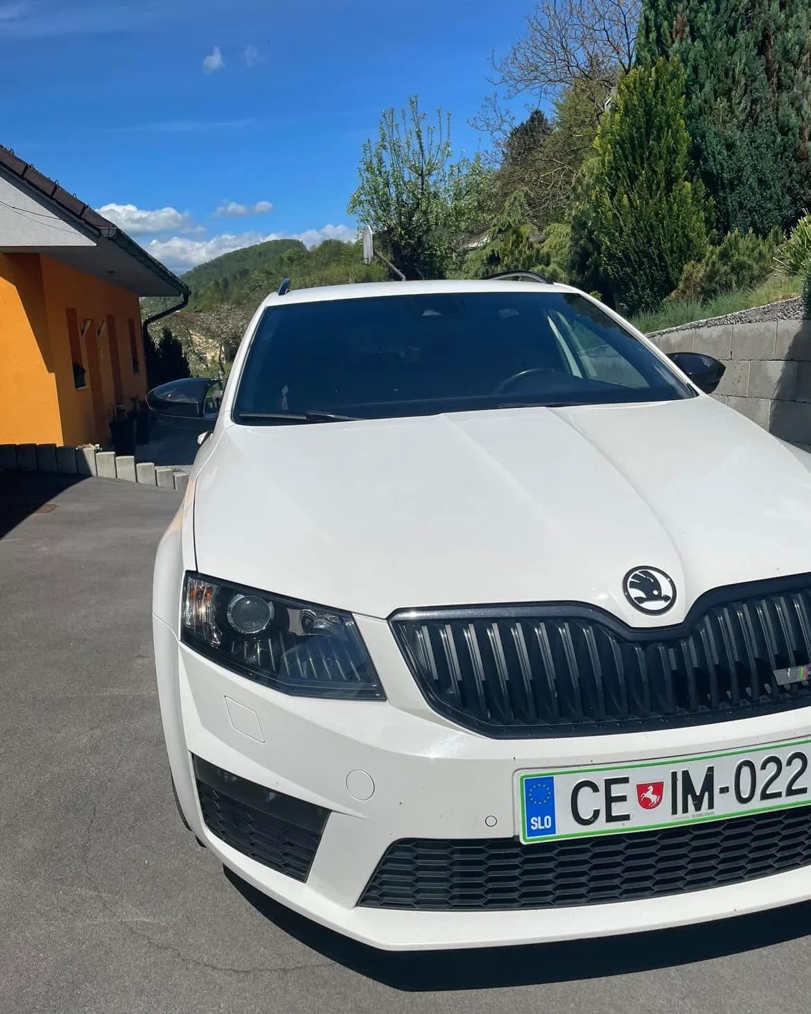 Batman Mirror Caps Škoda Octavia MK3 6