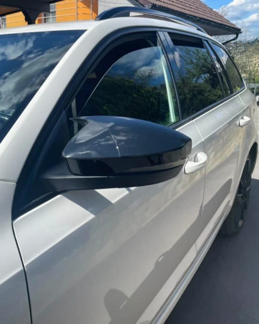 Batman Mirror Caps Škoda Octavia MK3 7