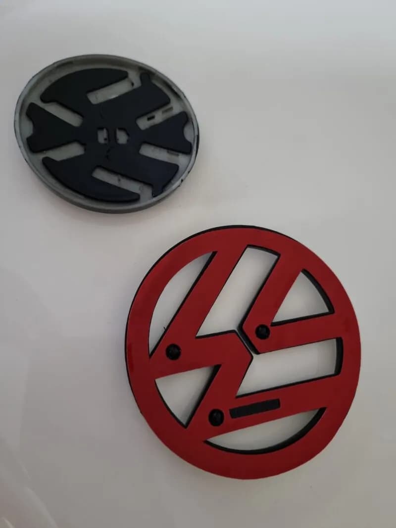 Black VW Passat B8 Emblems 9