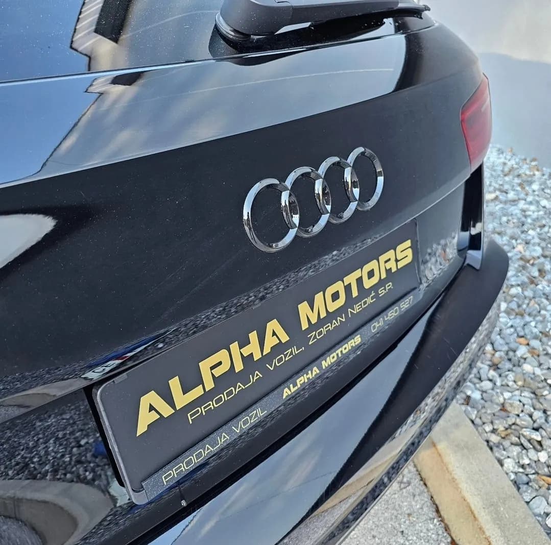 Black Audi A6 C7 Emblems 4