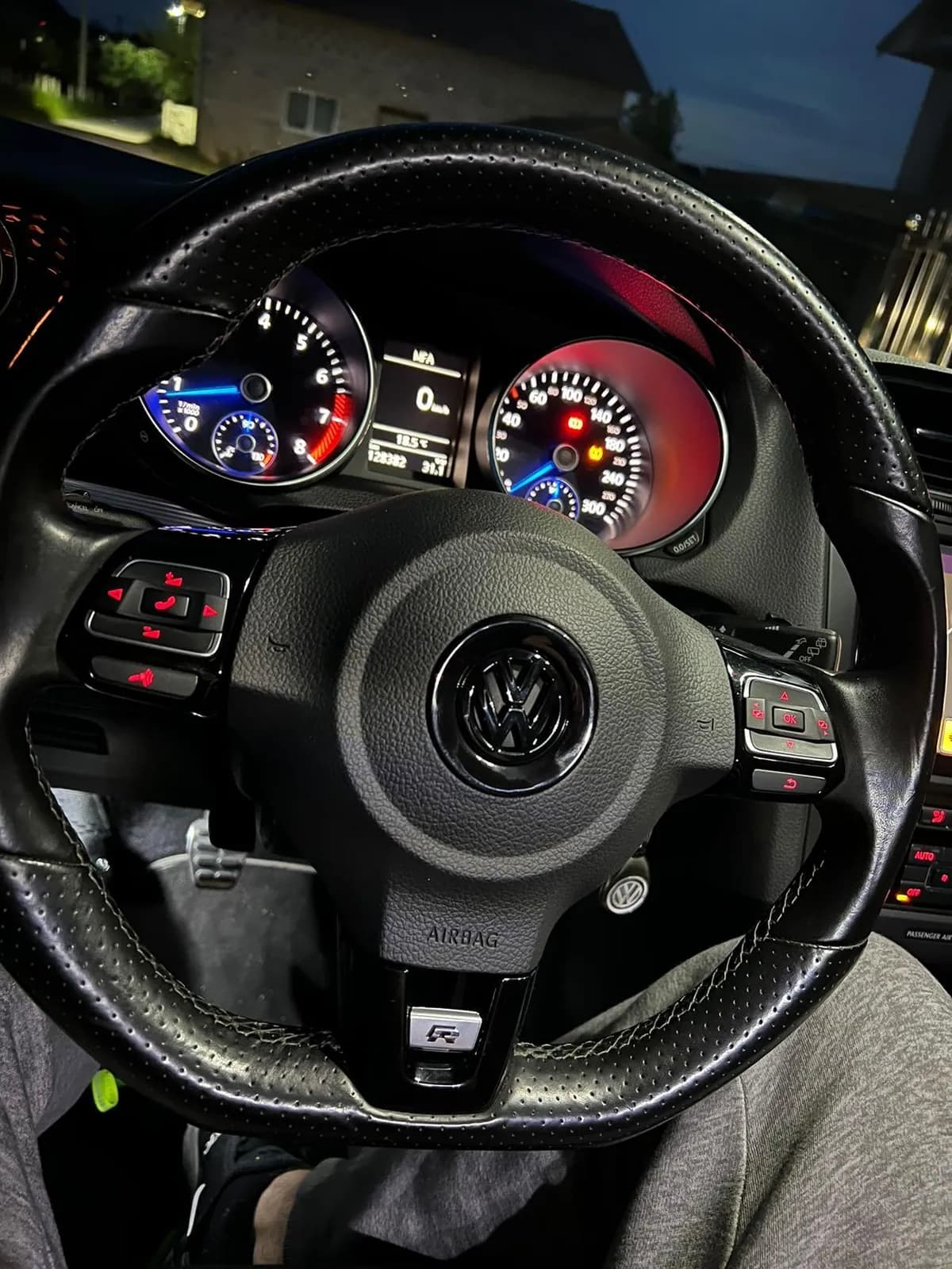 Black VW Steering Wheel Badge (older models) 3