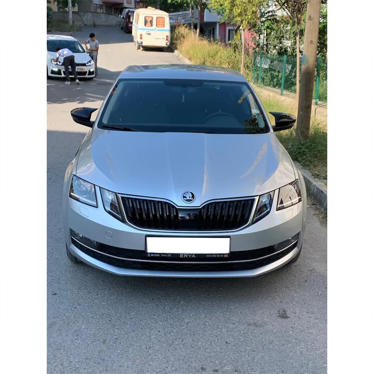Batman Mirror Caps Škoda Octavia MK3